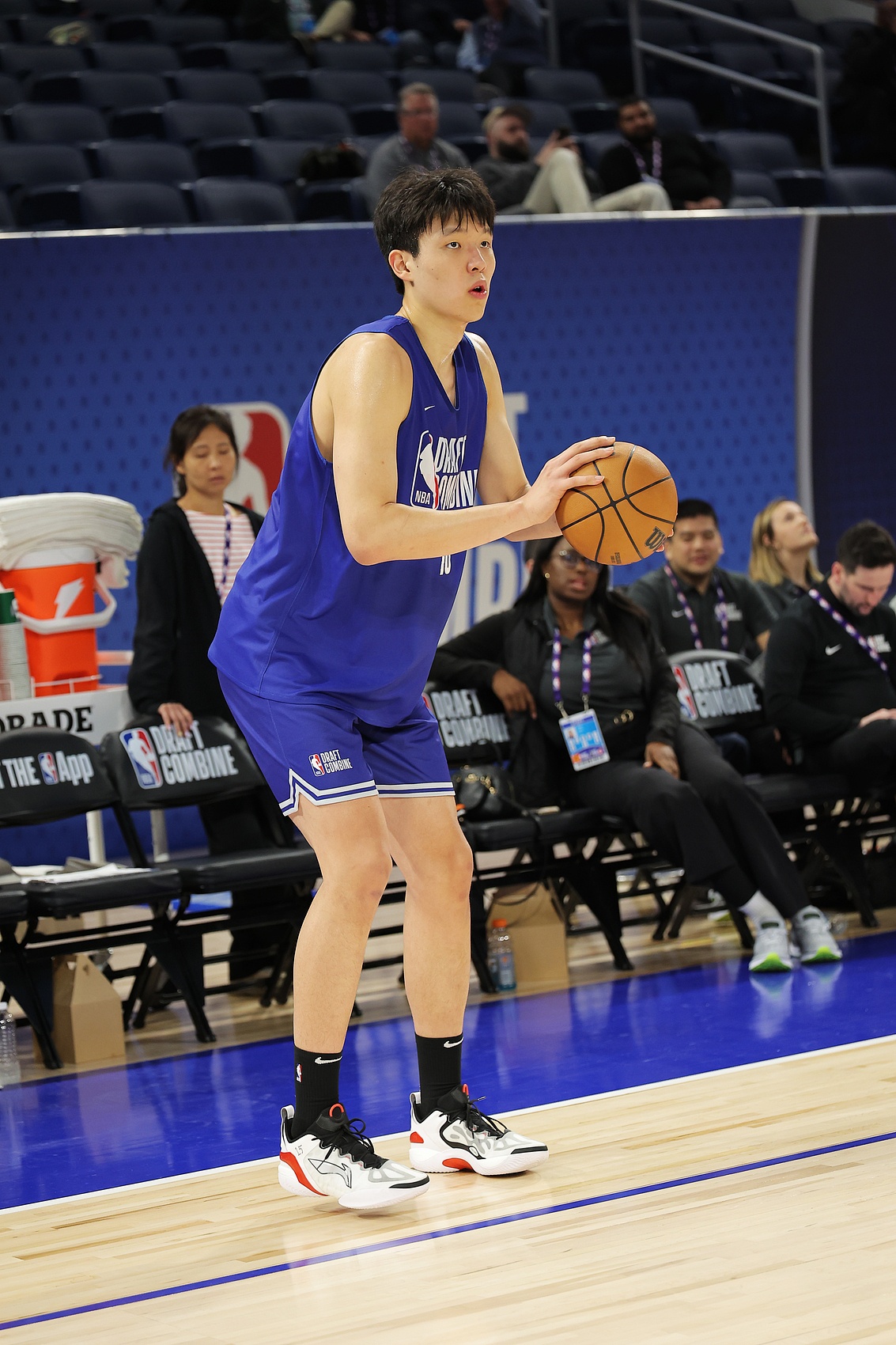 姚易杨😆薛思佳找规律：想要首轮被选中 首字母必须是Y开头嘛