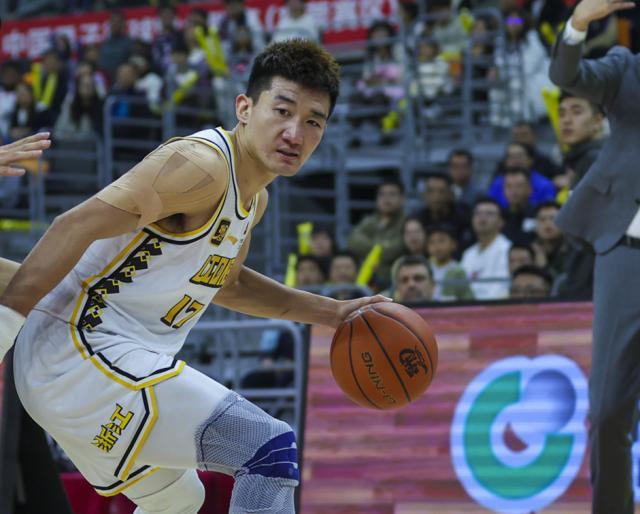 孙铭徽满血复活拒绝黑八！胡金秋带伤砍两双