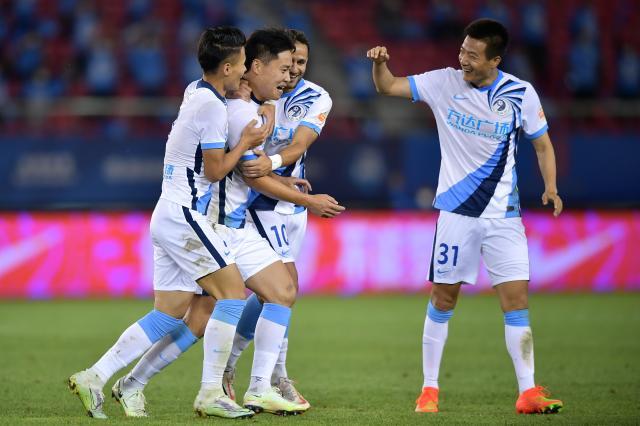 333体育|电竞-官方网站-【中超】费煜梅开二度两外援建功 大连人5比1深圳队